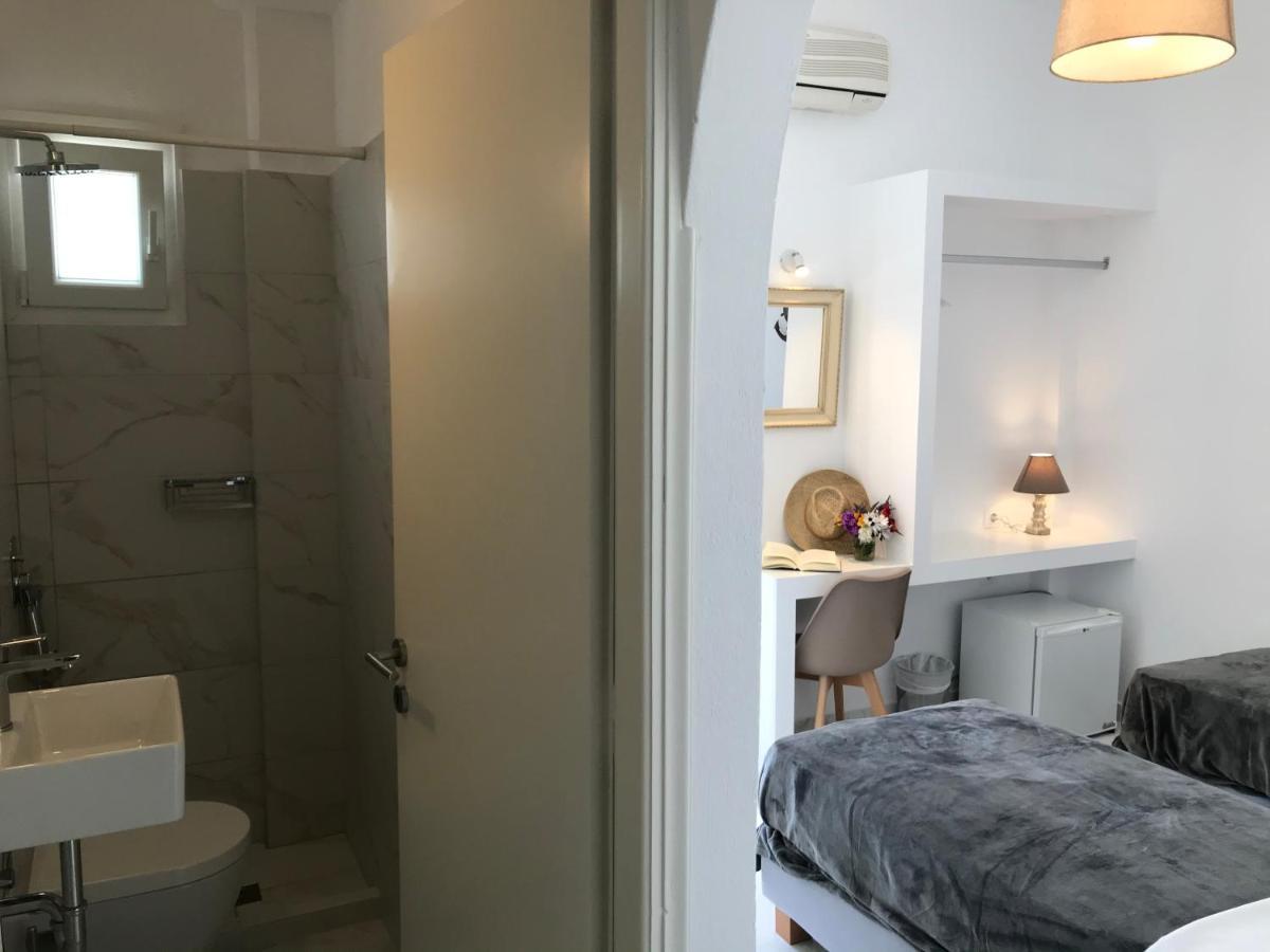 Sea View Pension Violeta Room1 For Two Parikia  Ngoại thất bức ảnh