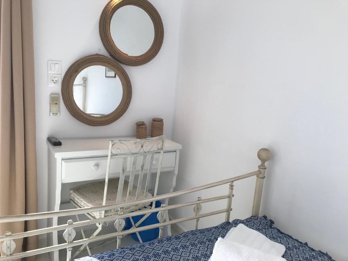 Sea View Pension Violeta Room1 For Two Parikia  Ngoại thất bức ảnh